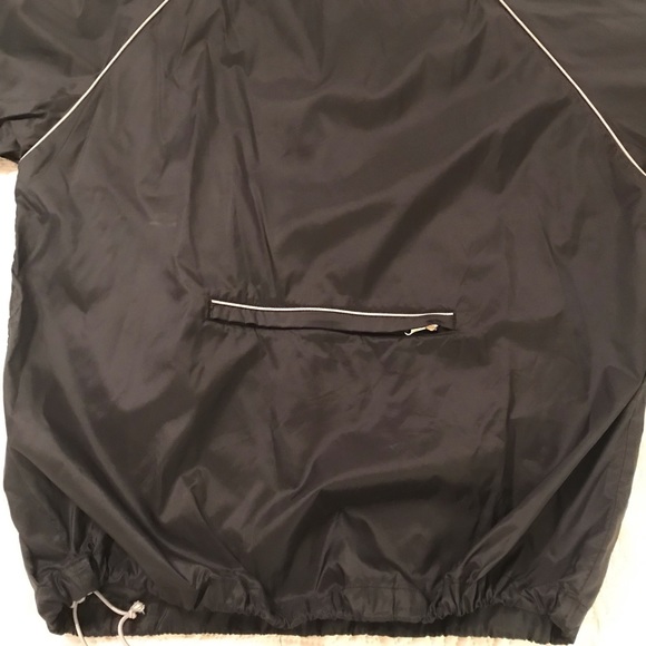 Foot Locker men’s windbreaker - Picture 4 of 5